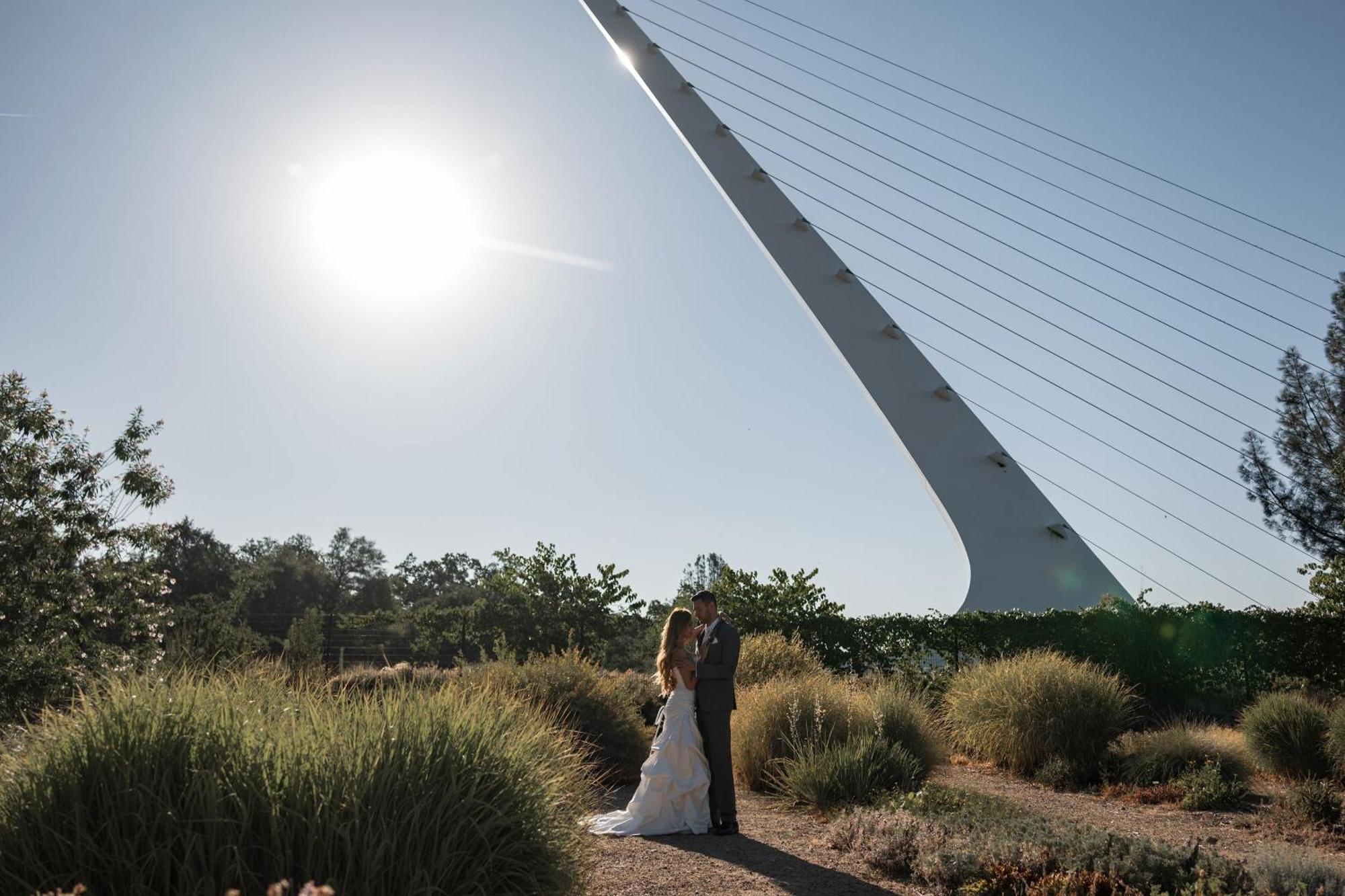 Sheraton Redding Hotel At The Sundial Bridge Eksteriør bilde